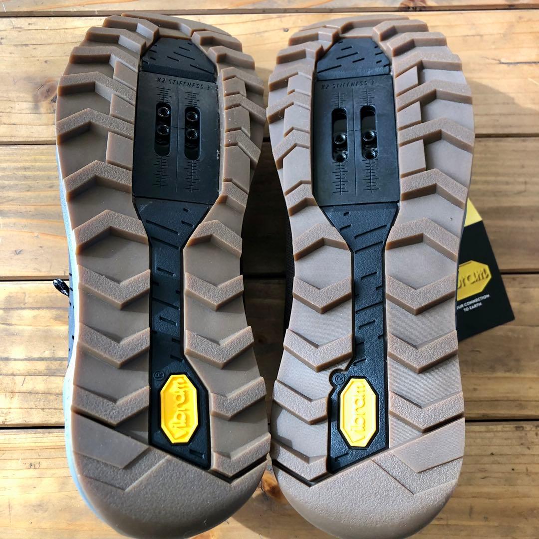 最終価格新品未使用fi'zi:kTERRAエルゴレース41/25.5~26.0