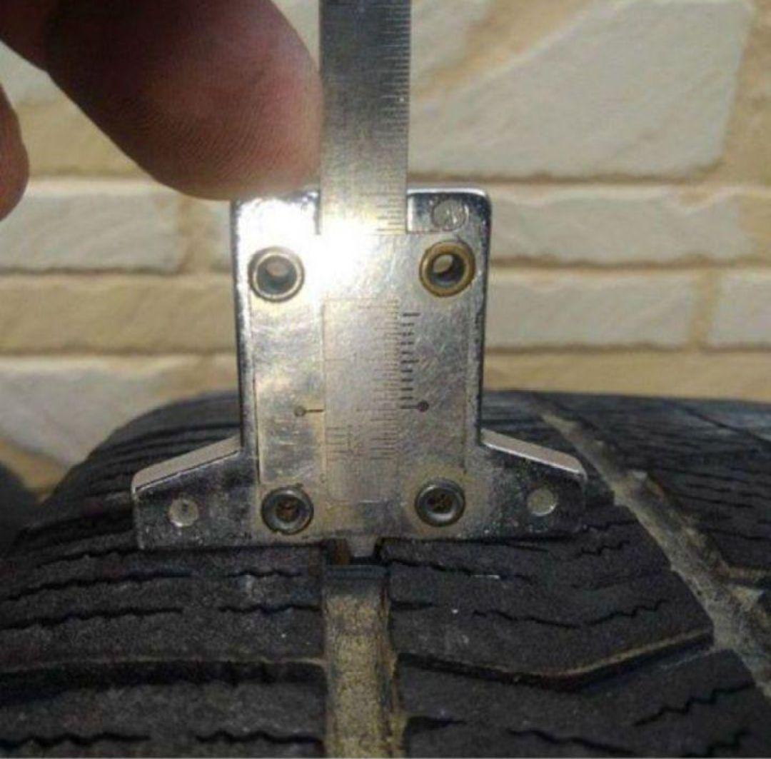 虎吉33　スタッドレス カローラルミオン オーリス VRX2 205/60