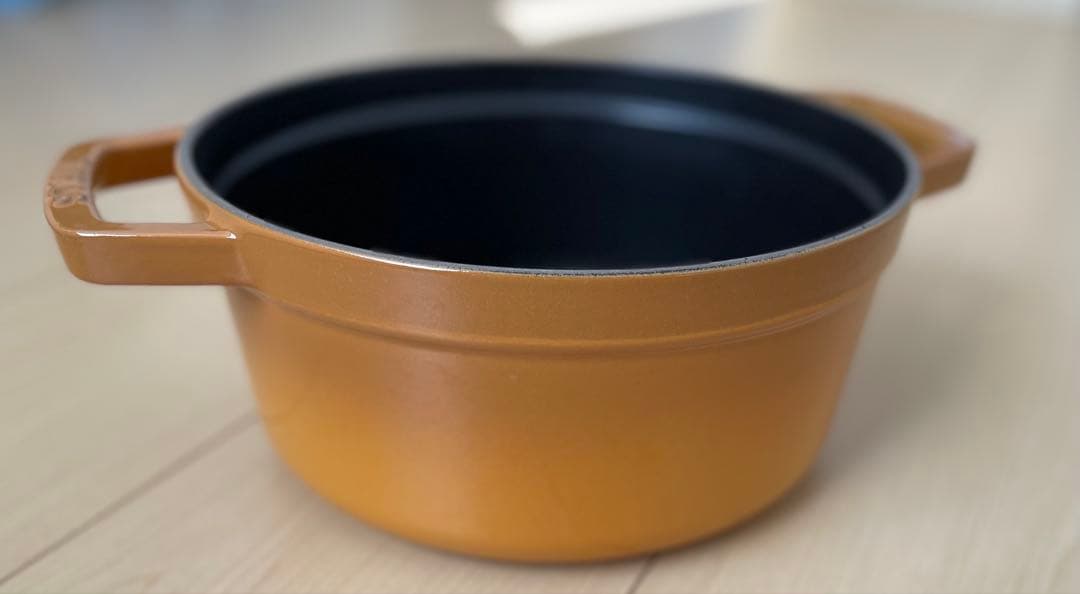 STAUB ストウブ鍋　両手鍋 22cm マスタード