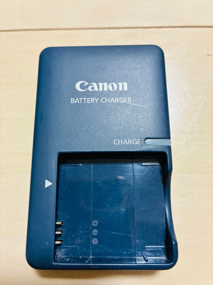 動作確認済　デジカメ　CANON IXY