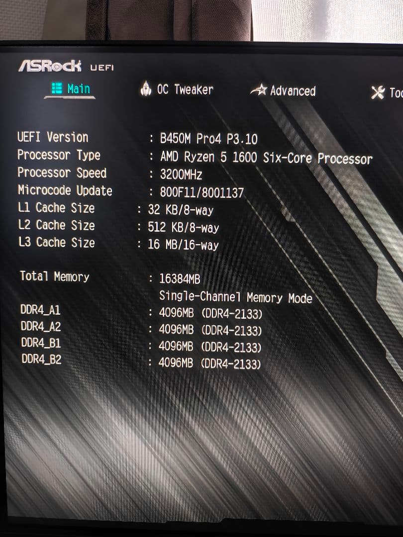 ​ASRock B450M Pro4 /Ryzen 5 1600 16GBメモリ