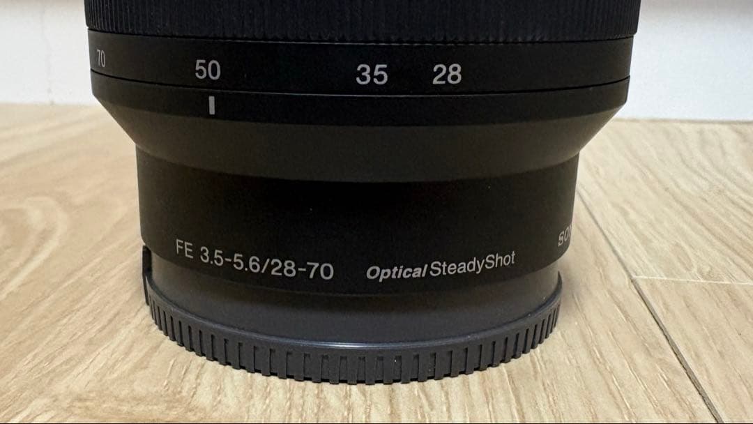 Sony FE 28-70mm f/3.5-5.6 OSS ズームレンズ