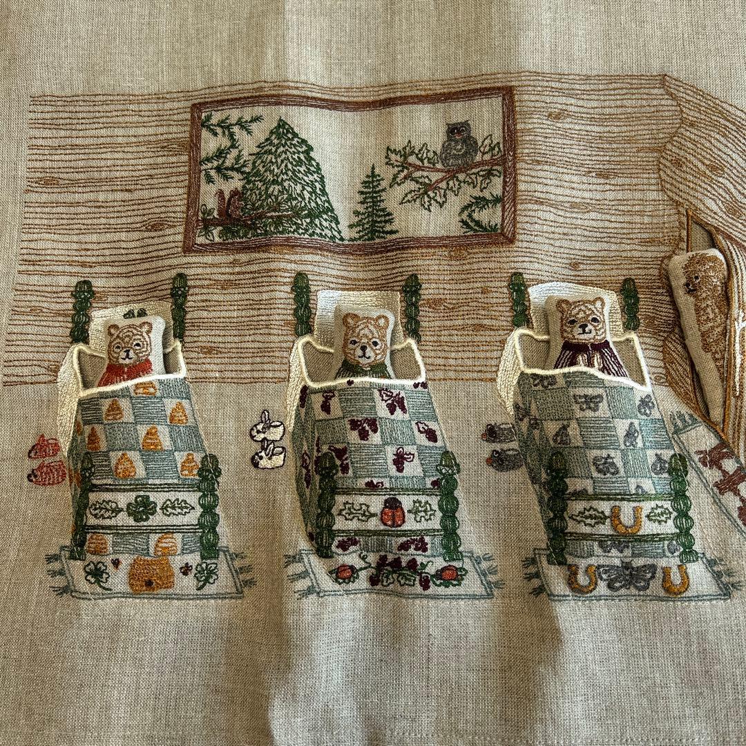 コーラル&タスク Coral&Tusk 3匹のクマのクッションカバー　新作