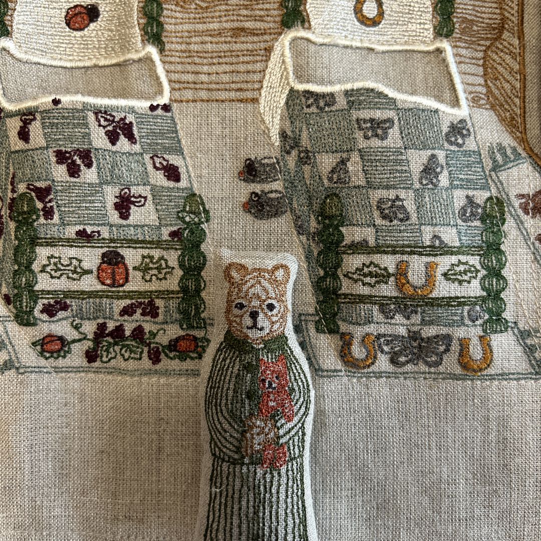 コーラル&タスク Coral&Tusk 3匹のクマのクッションカバー　新作