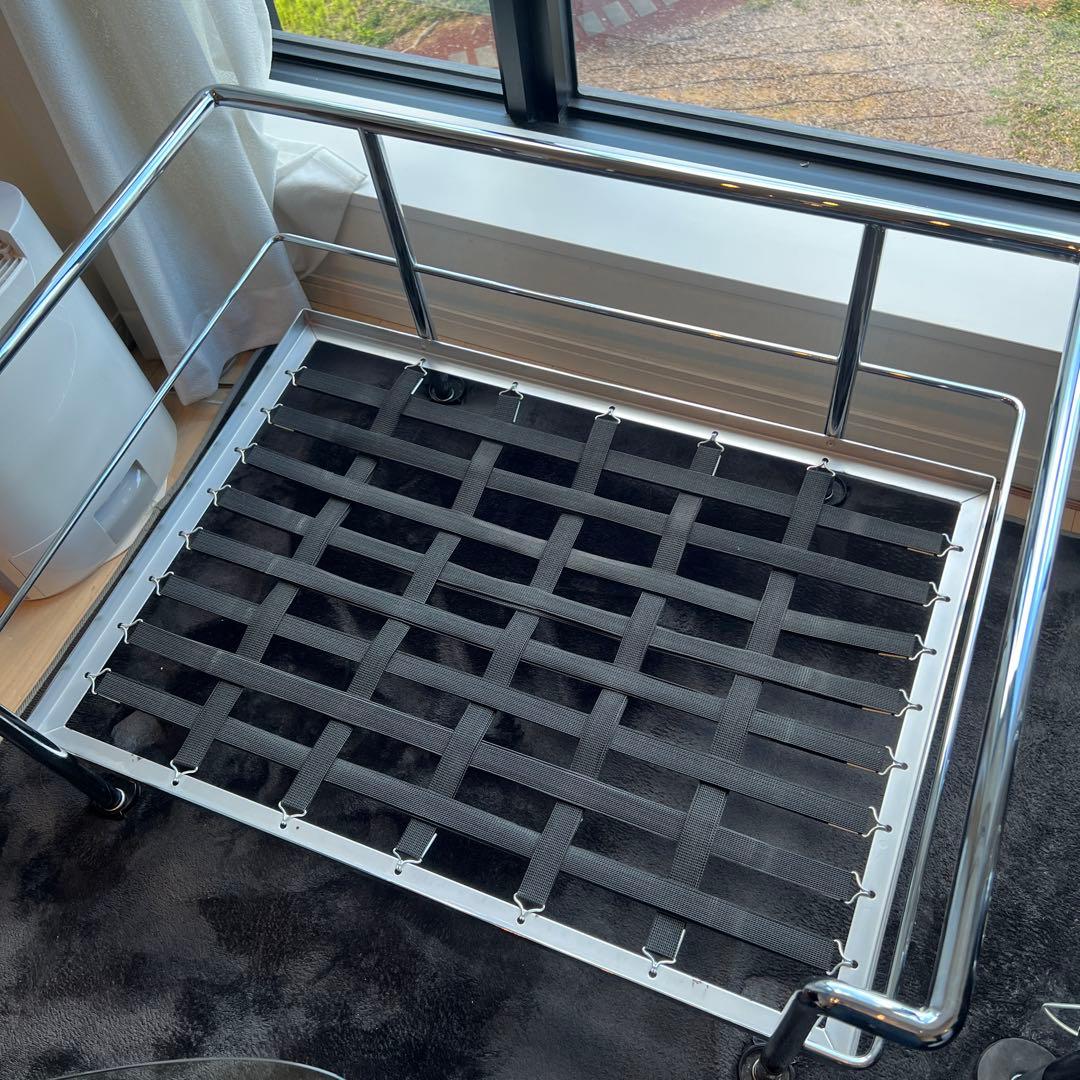 Cassina(カッシーナ)　ル・コルビュジエ LC 3