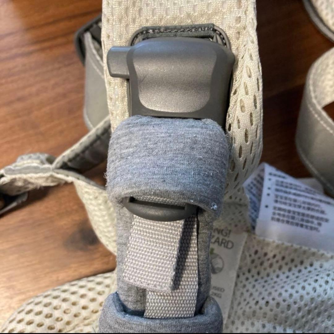 【保証期間内】ベビービョルン　ハーモニー　抱っこ紐　クリーム