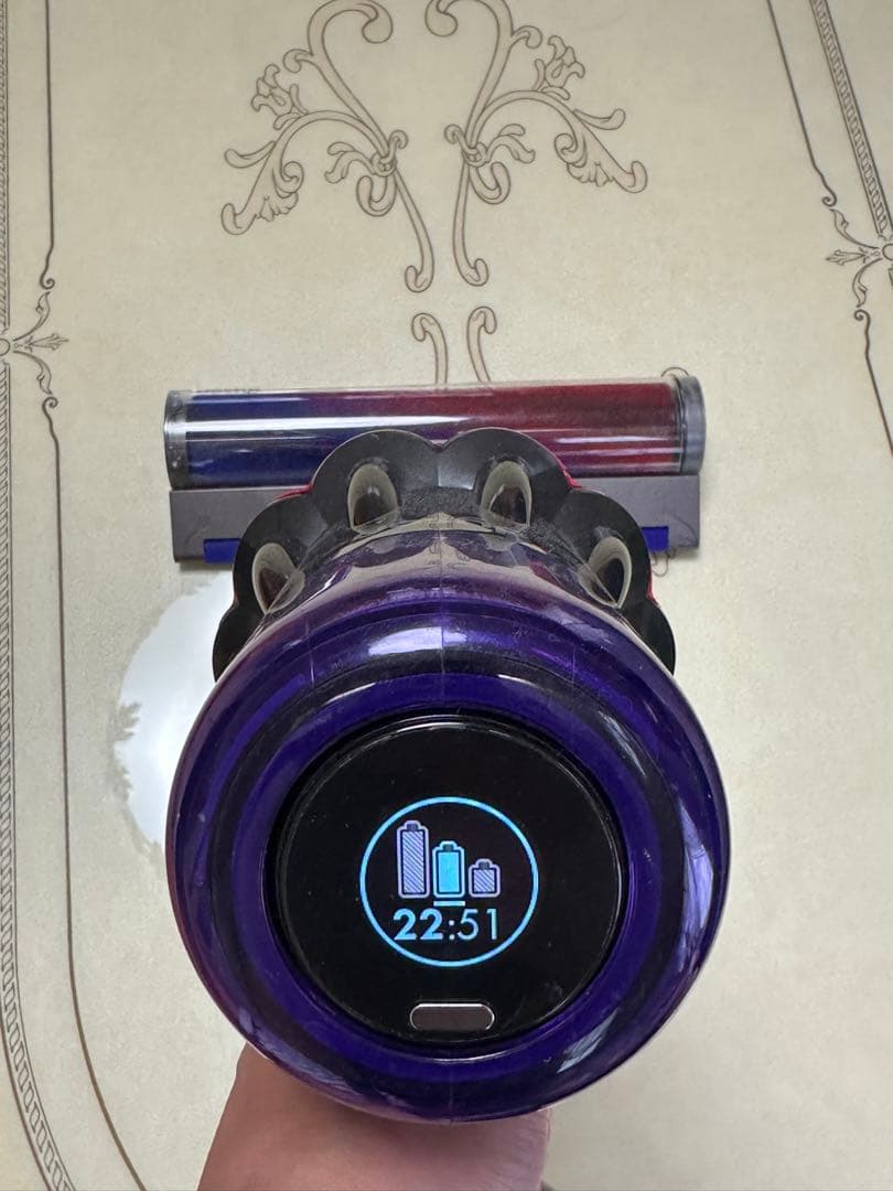 dyson デジタルスリム　SV18 コードレス掃除機　先細LED付き