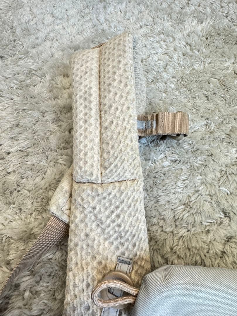 エルゴベビー オムニブリーズ メッシュ サンドベージュ