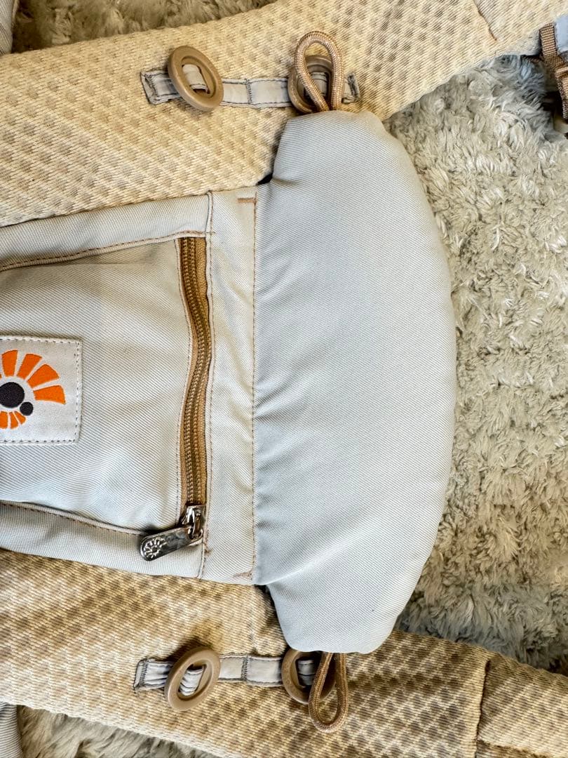 エルゴベビー オムニブリーズ メッシュ サンドベージュ