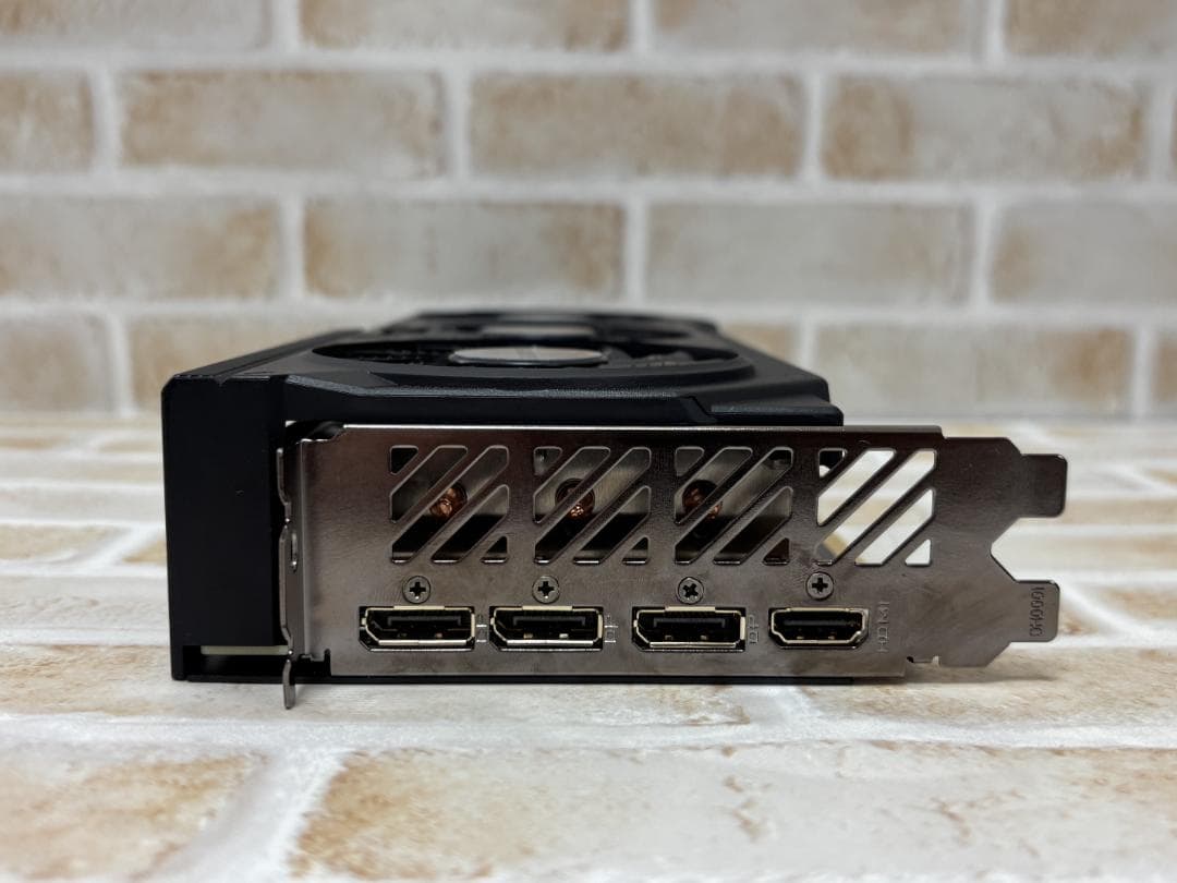 【内装欠品】Gigabyte GeForce RTX 4070 SUPER