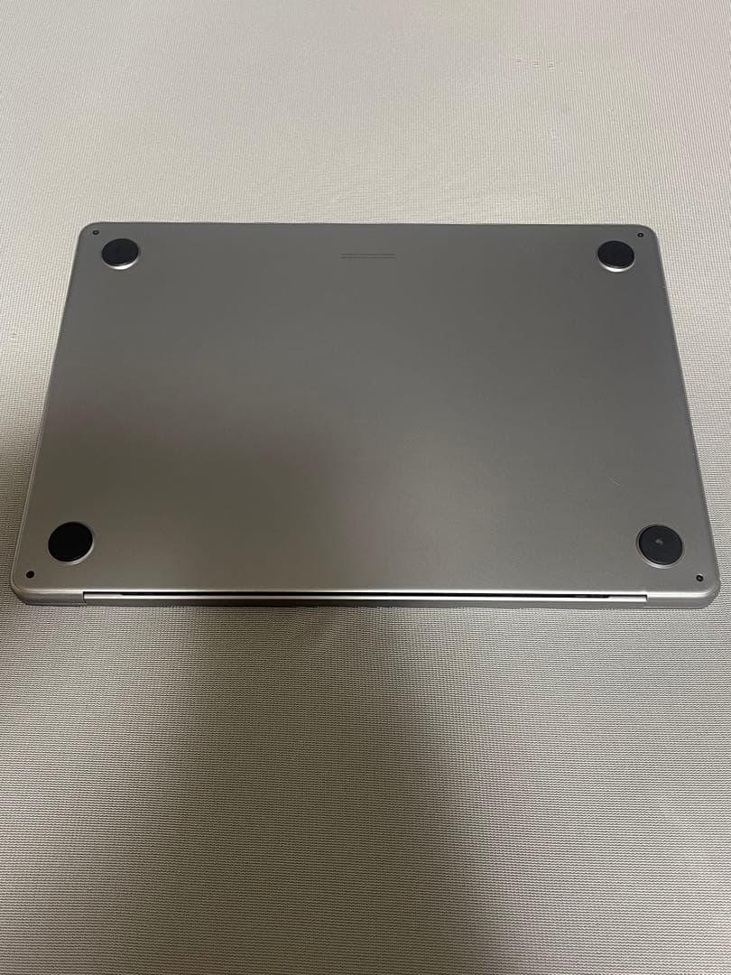 MacBook Air M2 8G 256GB 13.6インチ シルバー