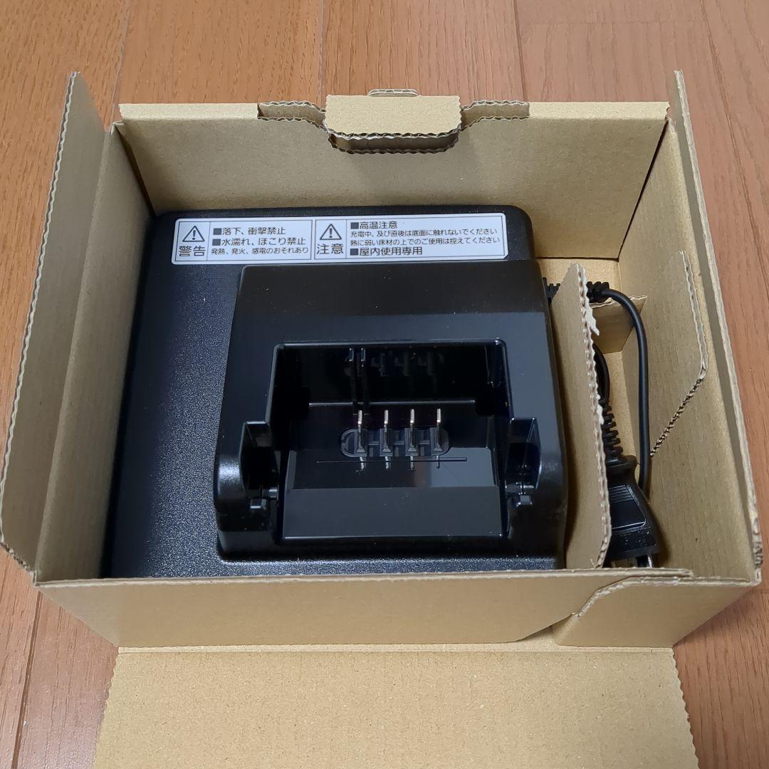 【新品】パナソニック 電動アシスト自転車専用充電器 NKJ075Z