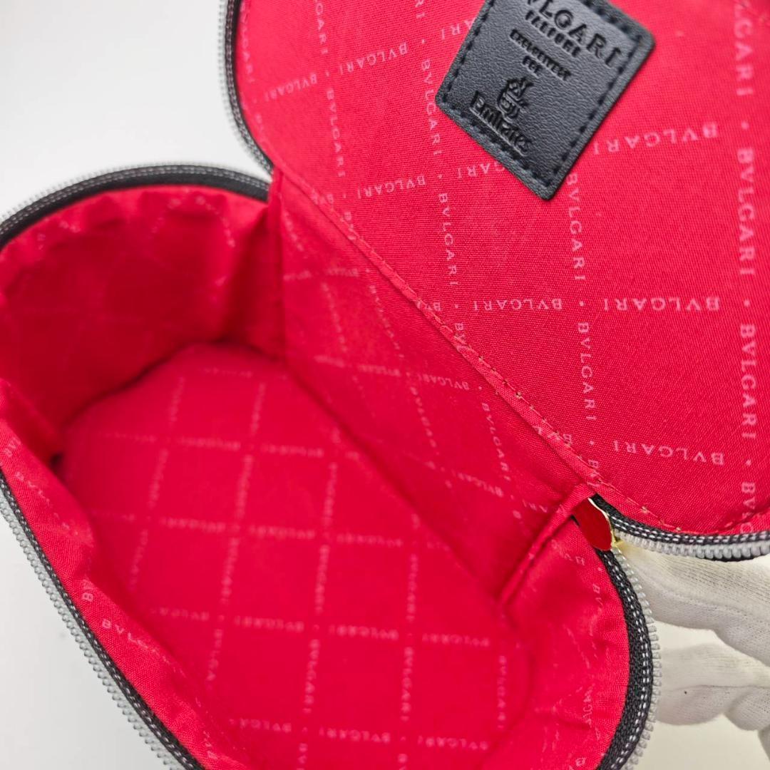 希少 ブルガリ ポーチ エミレーツ航空 ファーストクラス アメニティ 新品