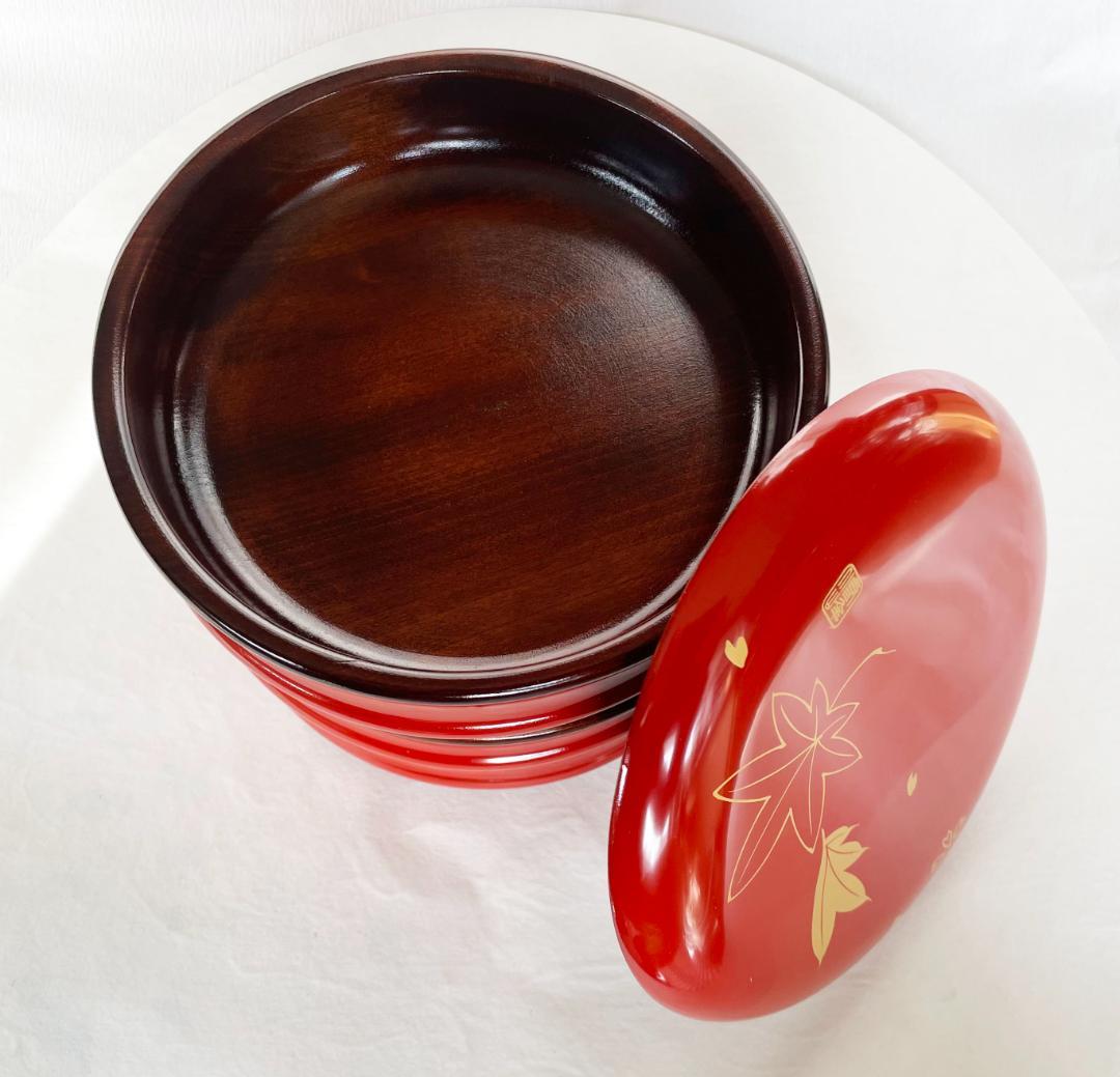 木製 重箱 本漆塗 春秋蒔絵金つづみ型 丸三段重 5寸 15cm 朱塗内すり漆