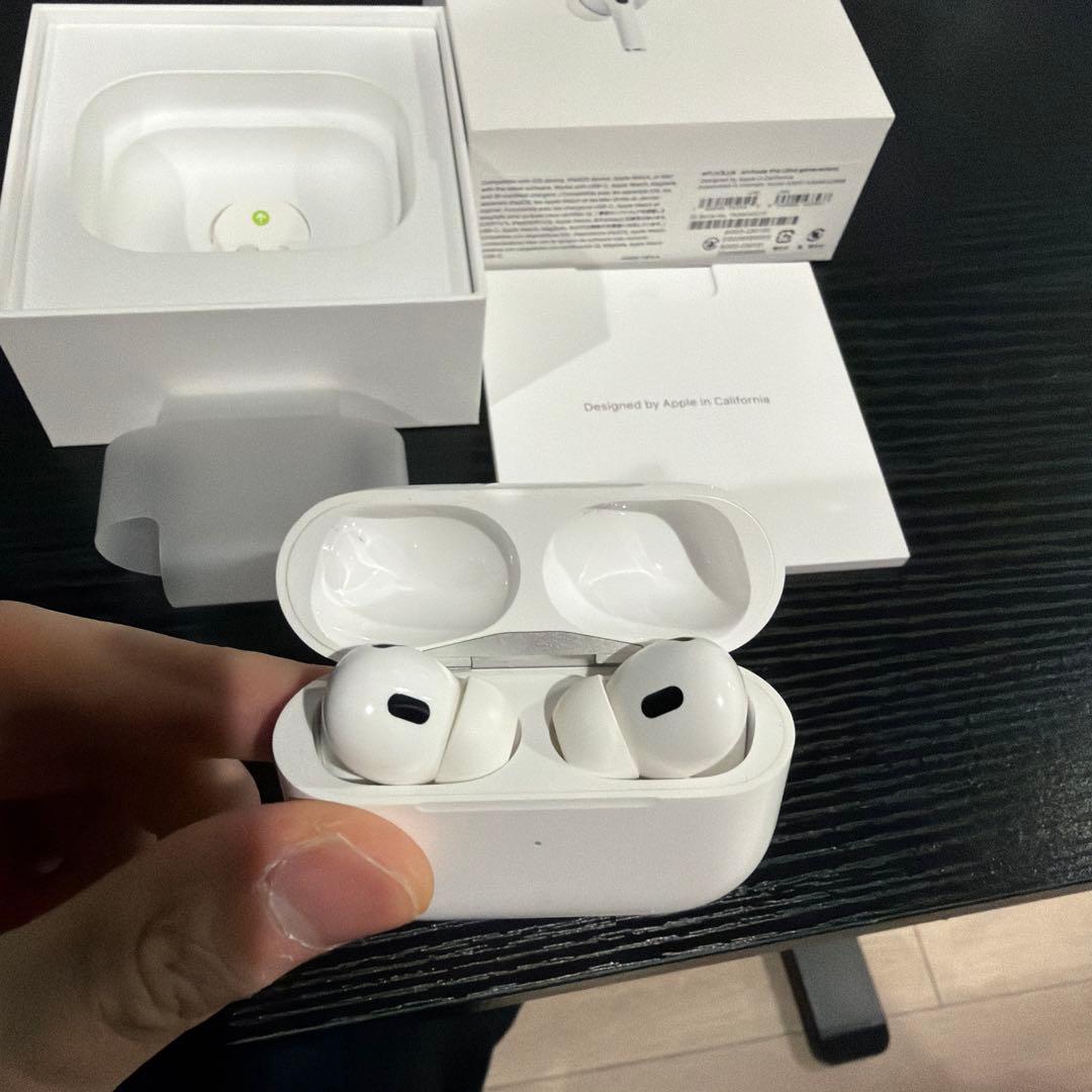 AirPods Pro第二世代 本体 充電ケース付き