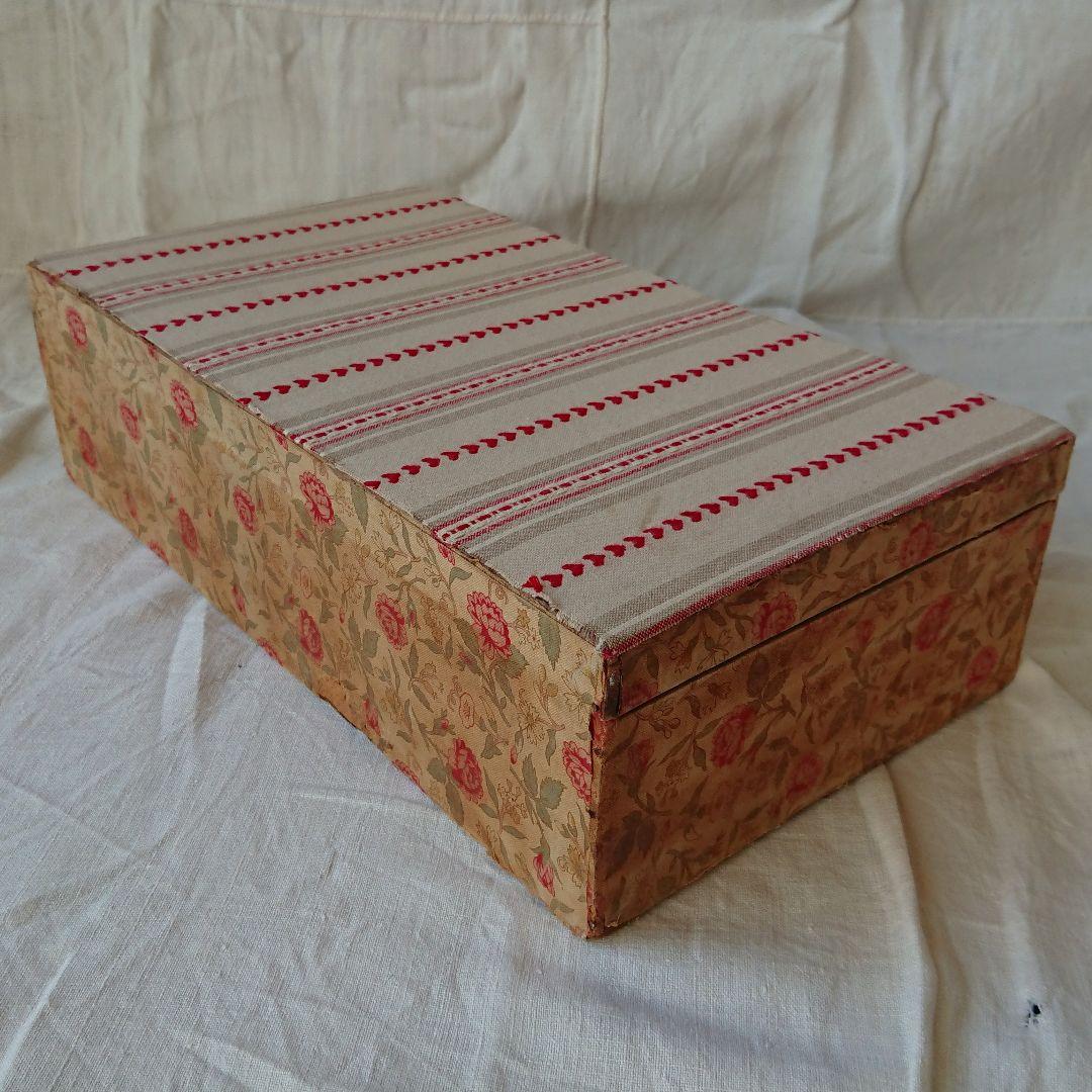 カルトナージュ 可愛い花柄の大きな収納ボックス 木製 フランスアンティーク