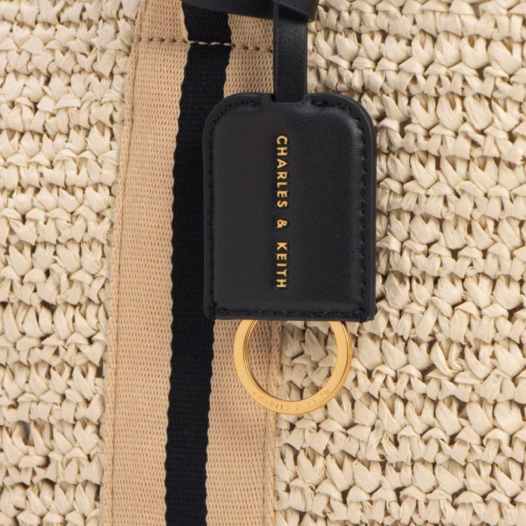 【美品】チャールズアンドキース ドルチェヴィータ ラフィア トートバッグ かご