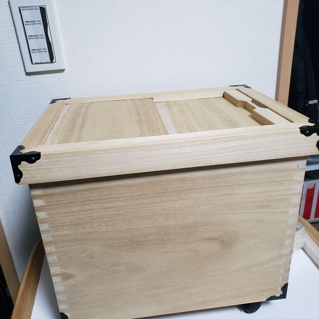 米びつ 桐 10kg 越後の米蔵 キャスターはスムーズ、マス付き　昭和レトロ