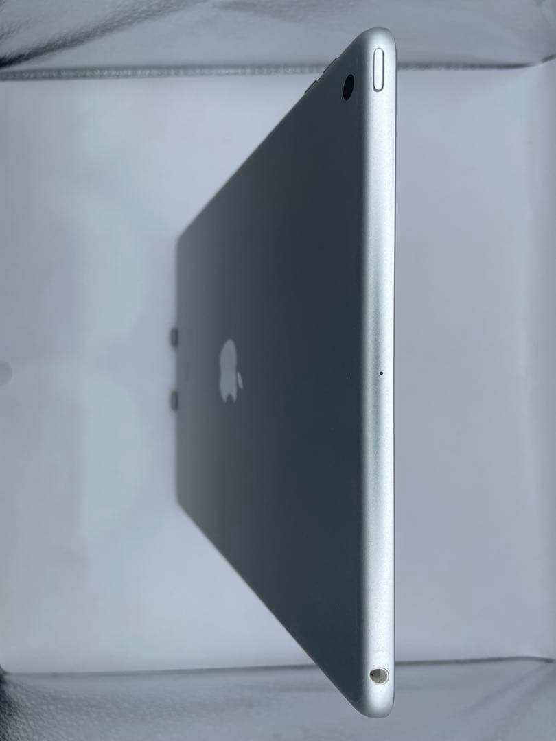 iPad 7世代 32GB 本体 バッテリー88％