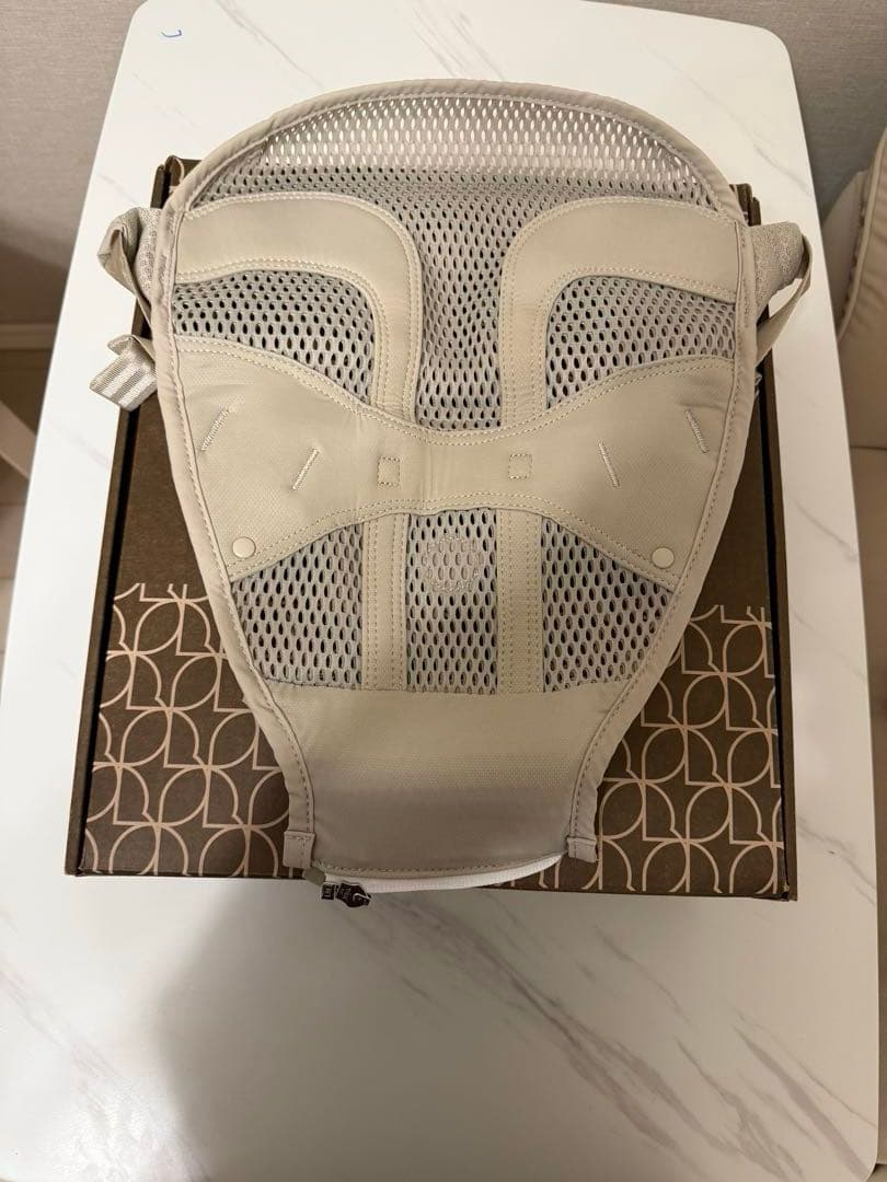 【即日発送】エアバギー　ベビーキャリア　サンドアッシュ　箱あり