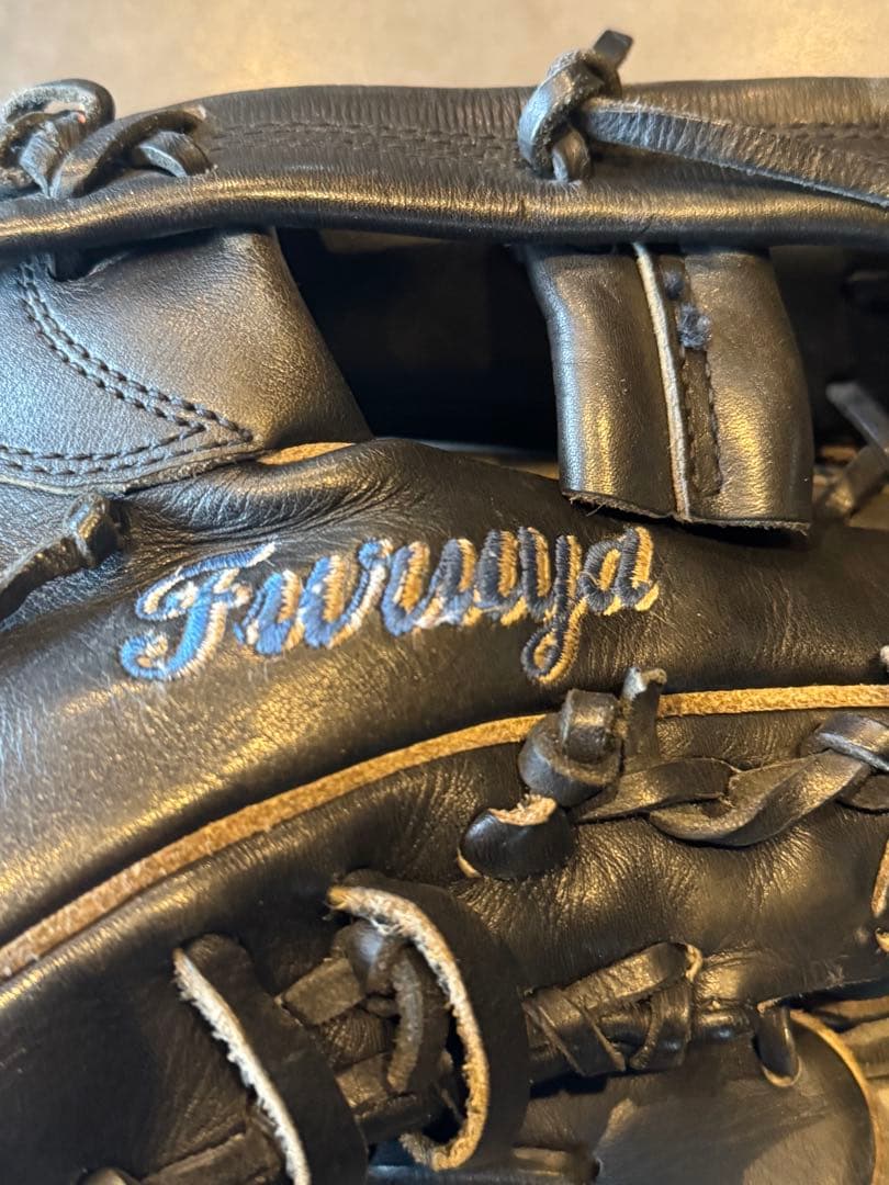 スラッガーグローブ硬式　プロ野球選手使用品