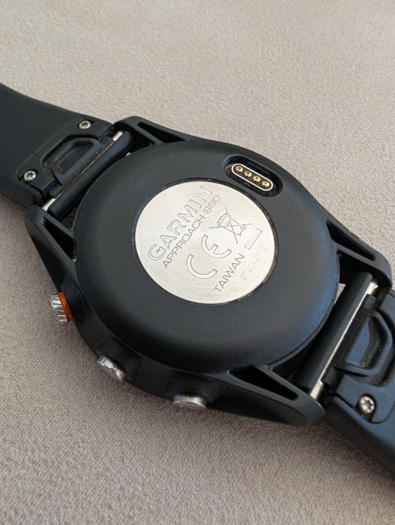 GARMIN APPROACH S60 GPSゴルフウォッチ　ガーミン