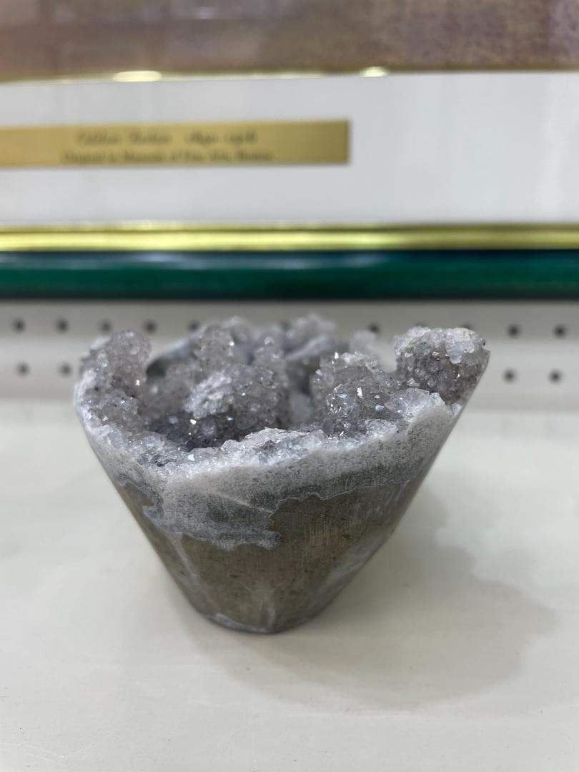 ホワイトアメジスト ブラジル産約829グラム 船の形宝船【 秘蔵コレクション 】