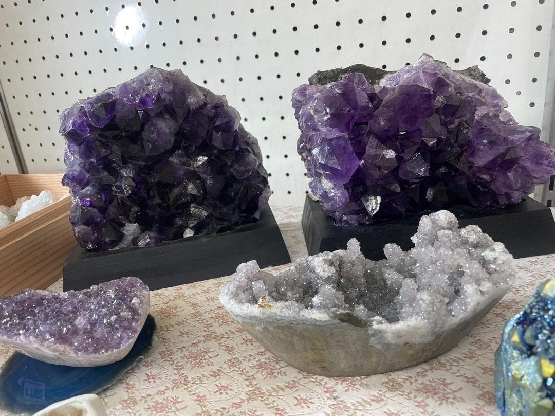 ホワイトアメジスト ブラジル産約829グラム 船の形宝船【 秘蔵コレクション 】