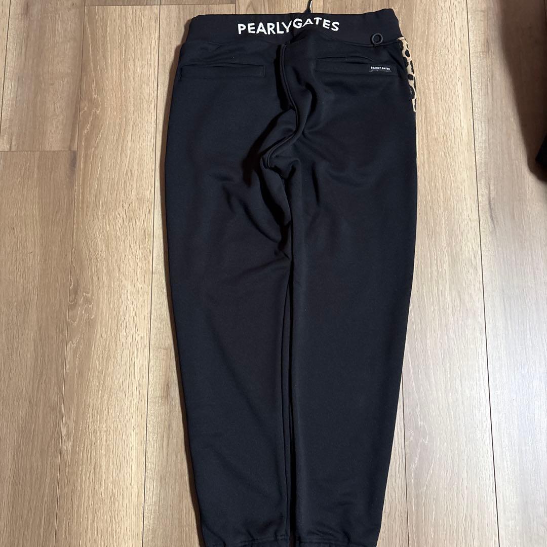 【美品】パーリーゲイツ レオパード柄ポケット付きパンツ