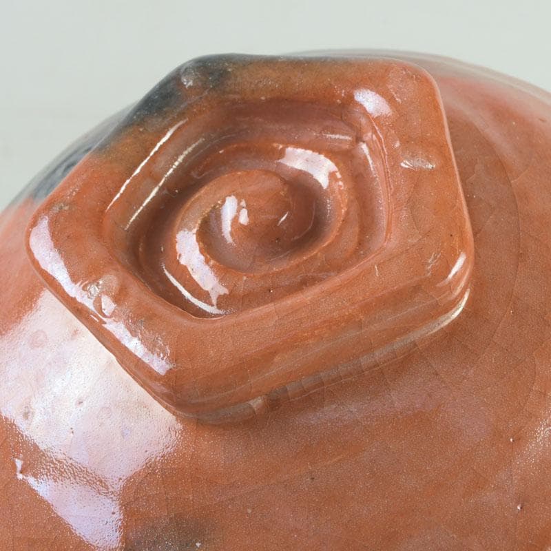 茶道具　八坂焼　赤楽　金銀二段　嶋台茶碗　共箱　V　9818