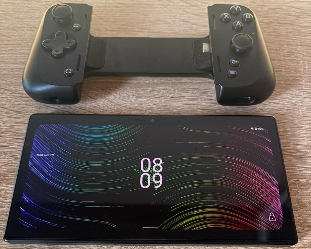 Razer Edge WiFi + Kishi V2 Pro セット