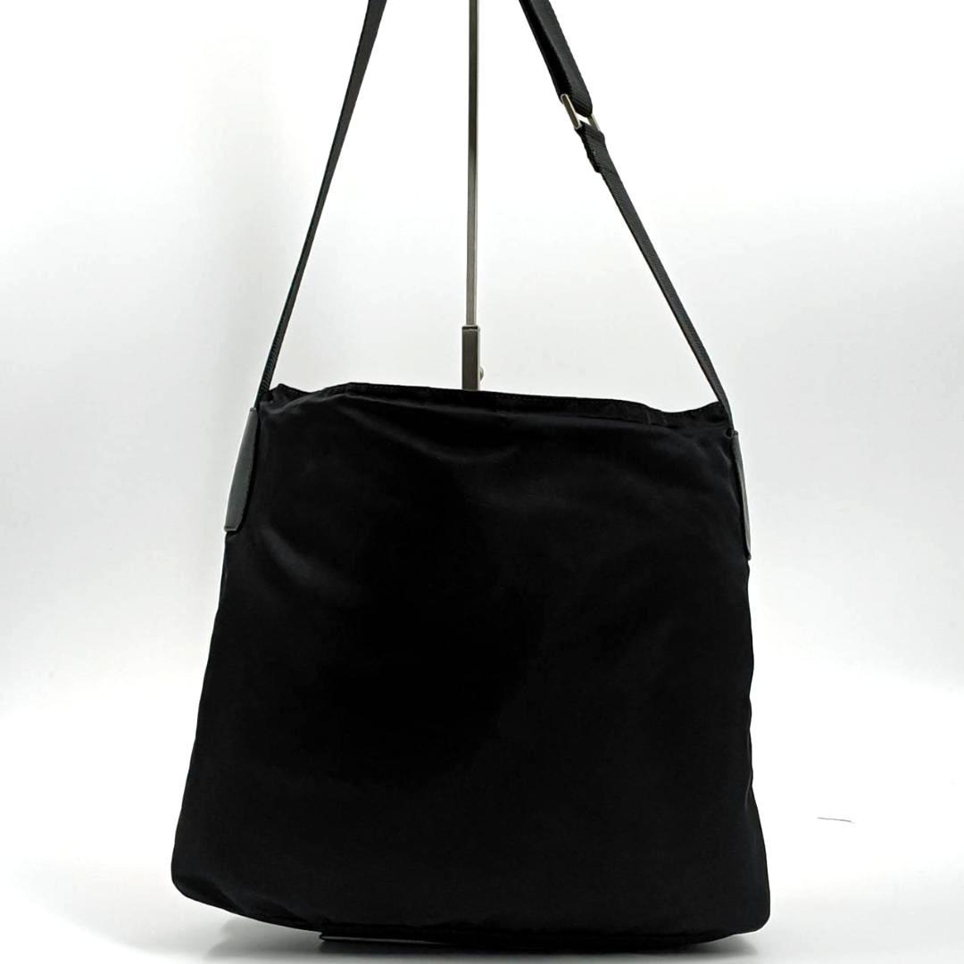 希少モデル✨ プラダ ワンショルダーバッグ 三角ロゴ　ナイロン　レザー 黒