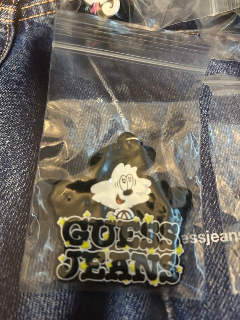 VERDY x GUESS JEANS GIFT SHOP キーホルダーセット