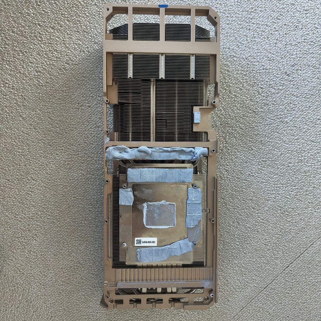 RTX 5090 ジャンク ZOTAC 白色 基盤付き!GPUコア/VRAM無し