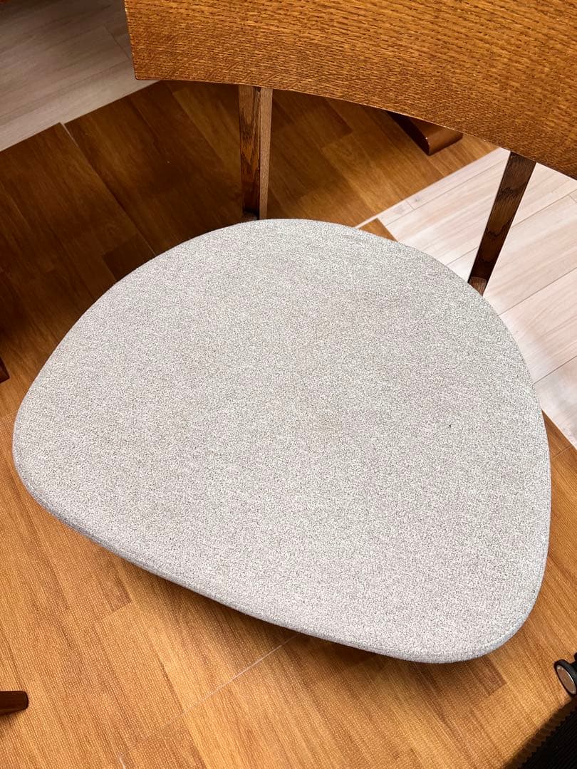 飛騨産業　ダイニングチェア　東京インテリア　②