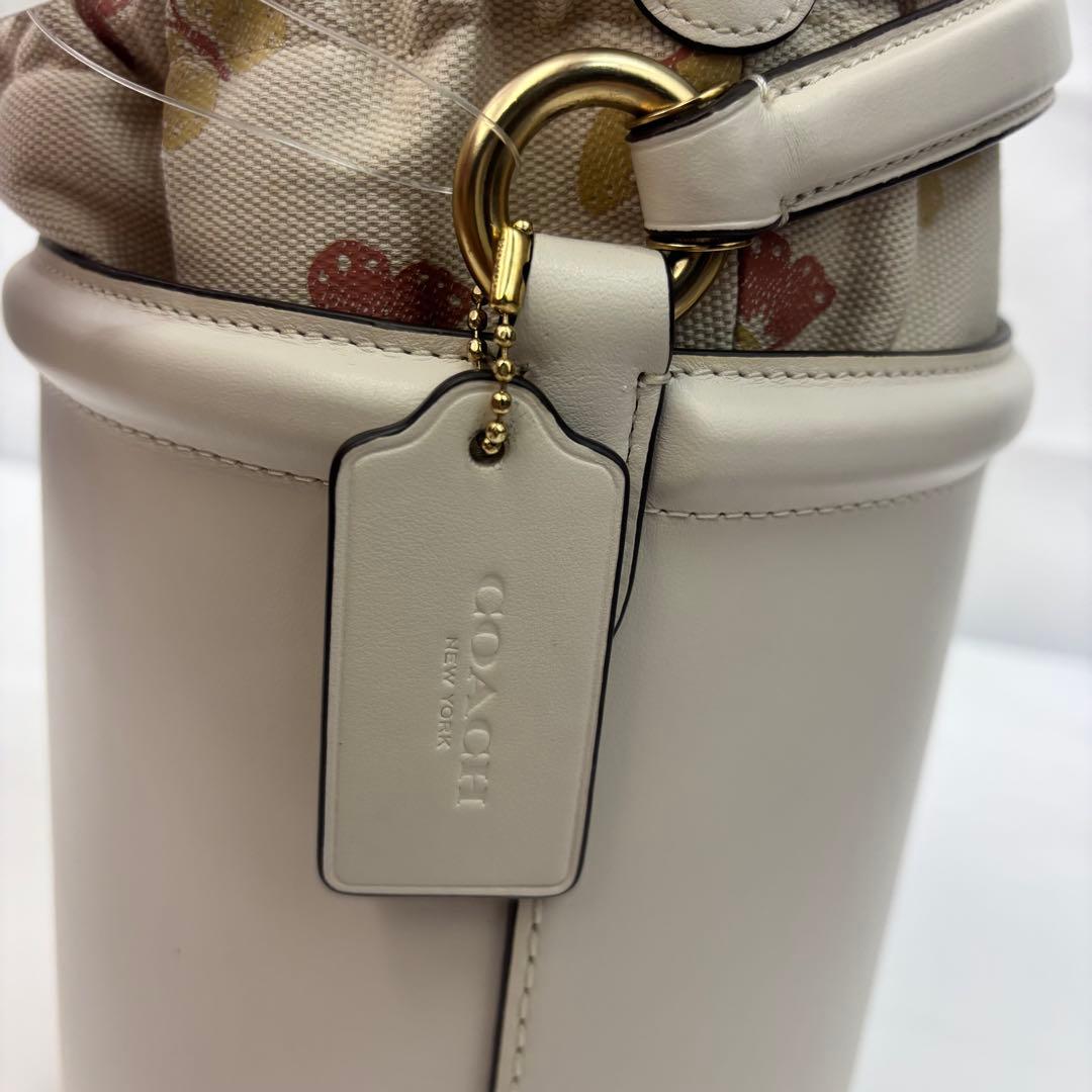 COACH コーチ ホワイト バッグ ドローストリングバケットバッグ レディース