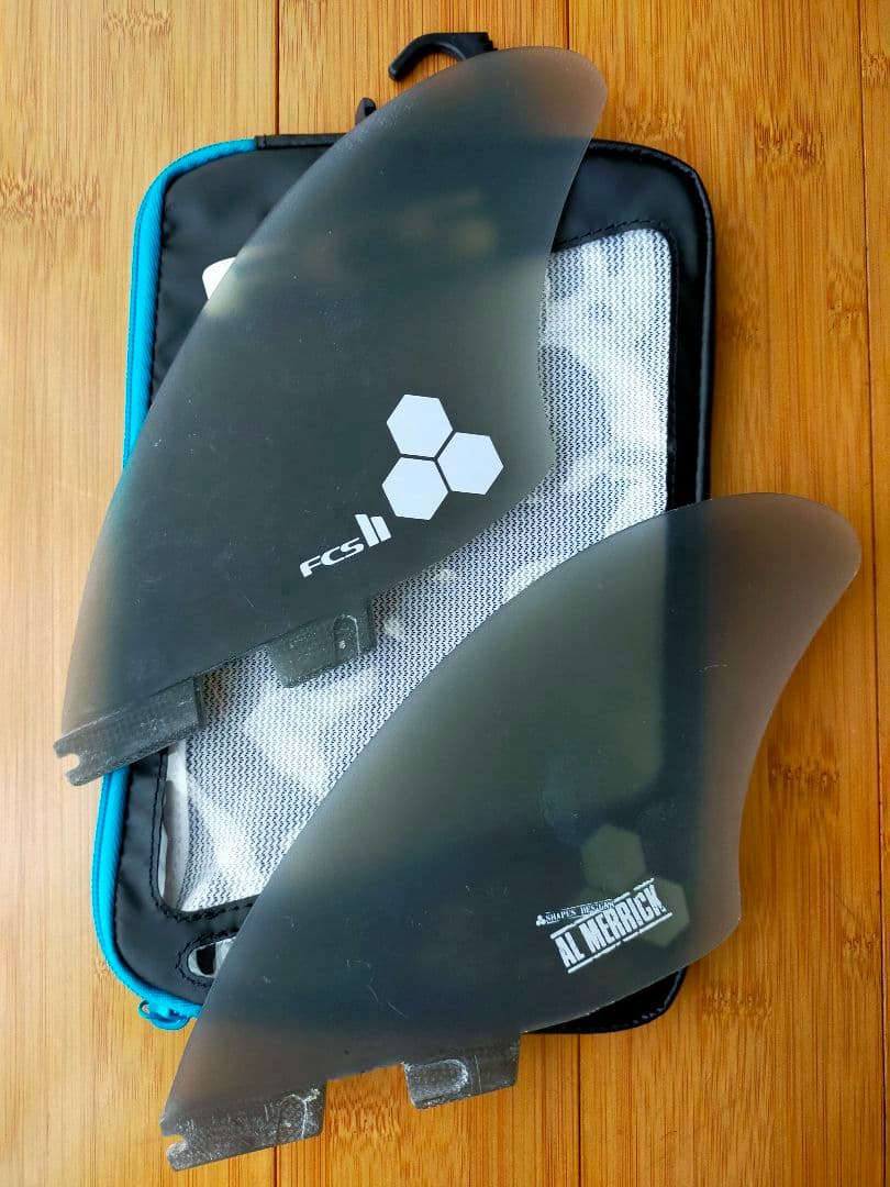 美品　FCS2 CI キール　フィン　ツインCHANNEL S