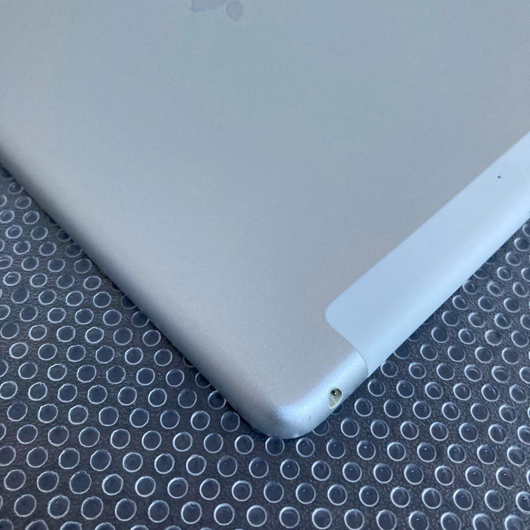 3223【早い者勝ち】比較的美品☆iPad5第5世代128GB SIMフリー☆