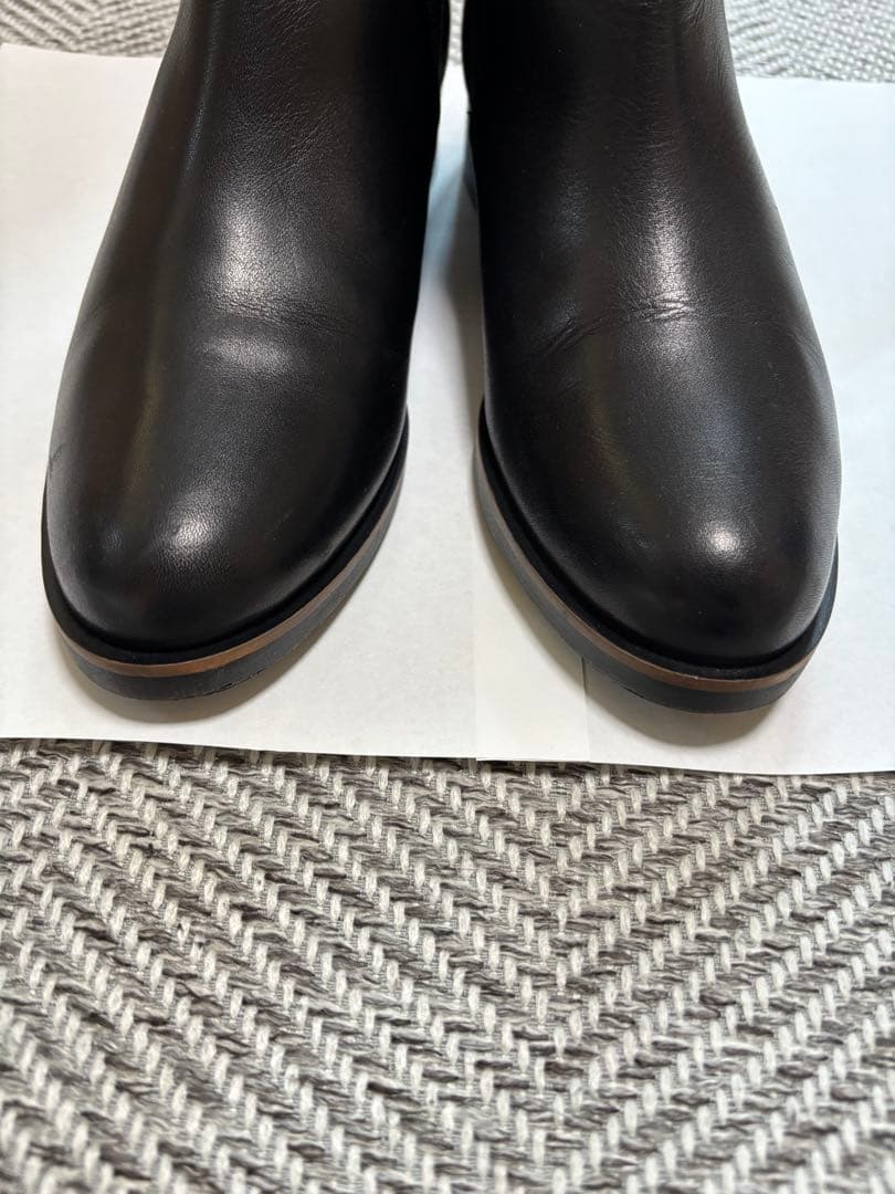 LANVIN en Bleu ブラック サイドゴアブーツ