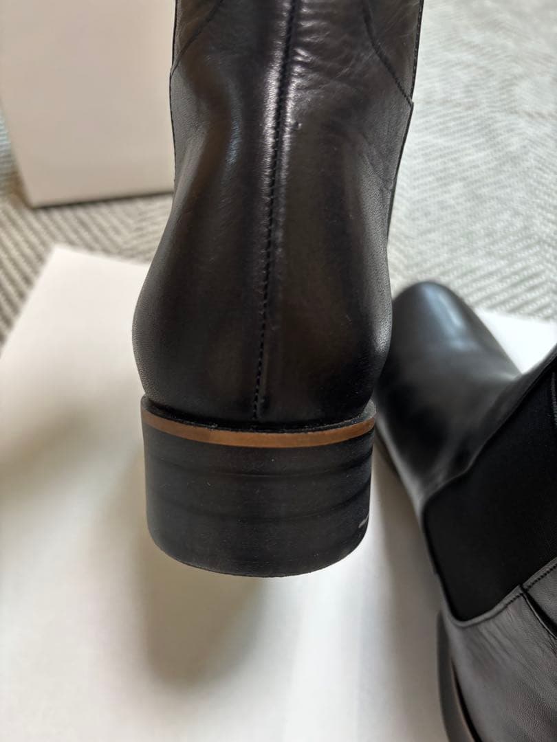 LANVIN en Bleu ブラック サイドゴアブーツ