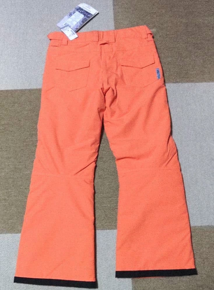 NIKITAスノーボードウェア 花柄 上下セット新品・未使用　 M (150？)