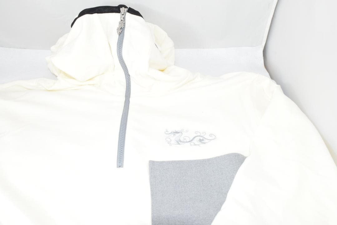 新品☆ダンスウィズドラゴン SMOOPHフーディー☆アウター☆白☆XLサイズ
