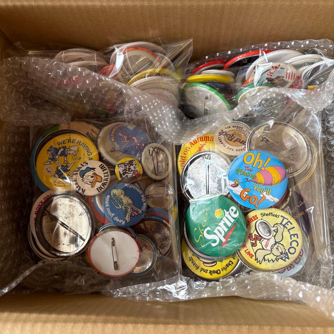 ピ*ピ様 ヴィンテージ缶バッジ200個OVER ／アメリカ・イギリス／Vinta