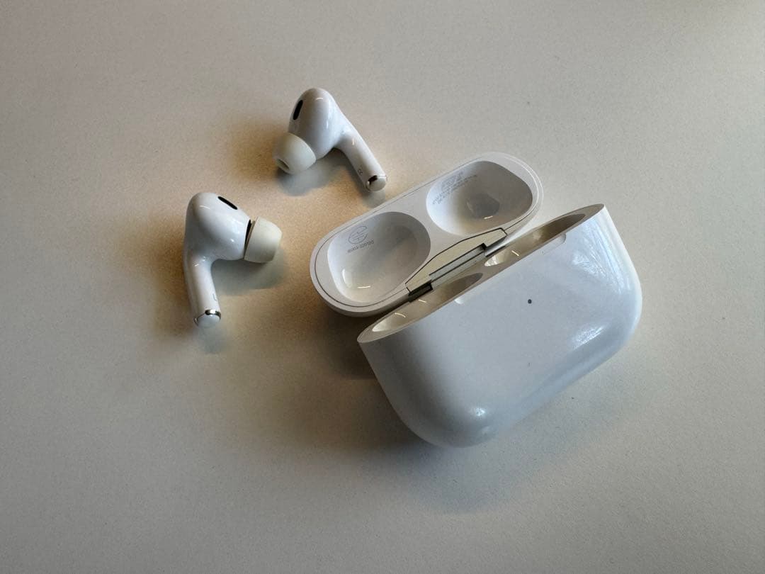 イヤホン airpods pro 2 lightning