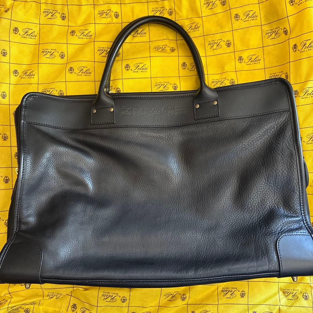 Felisiレザーブリーフケース