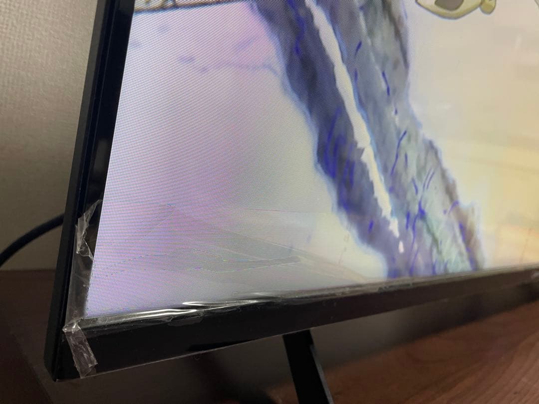 Qriom チューナーレステレビ　40v