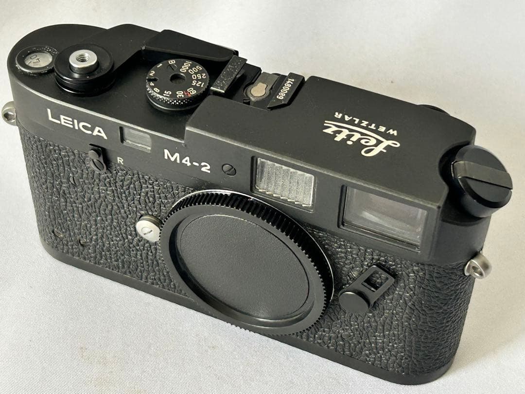 チャップマン様ご予約品　LEICA M4-2 ボディ元箱　取り扱い説明書一式付き