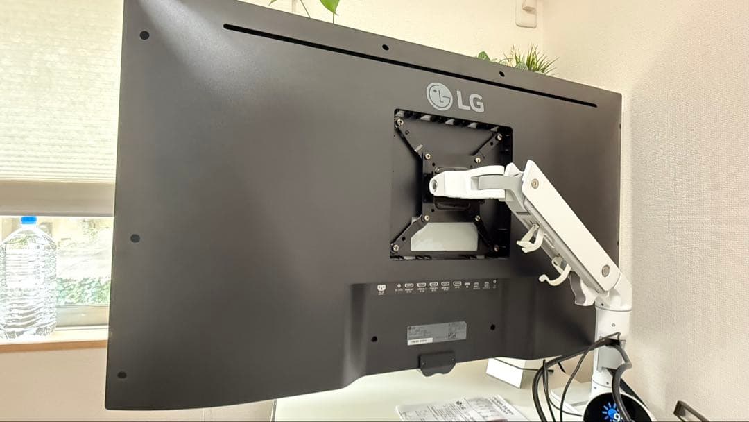 【4K大型／付属品完備】LG 43UN700T-B 42.5インチ