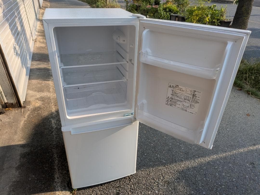 ひなさん専用 ニトリ 106L 2ドア 冷蔵庫 NTR-106BK Nグラシア