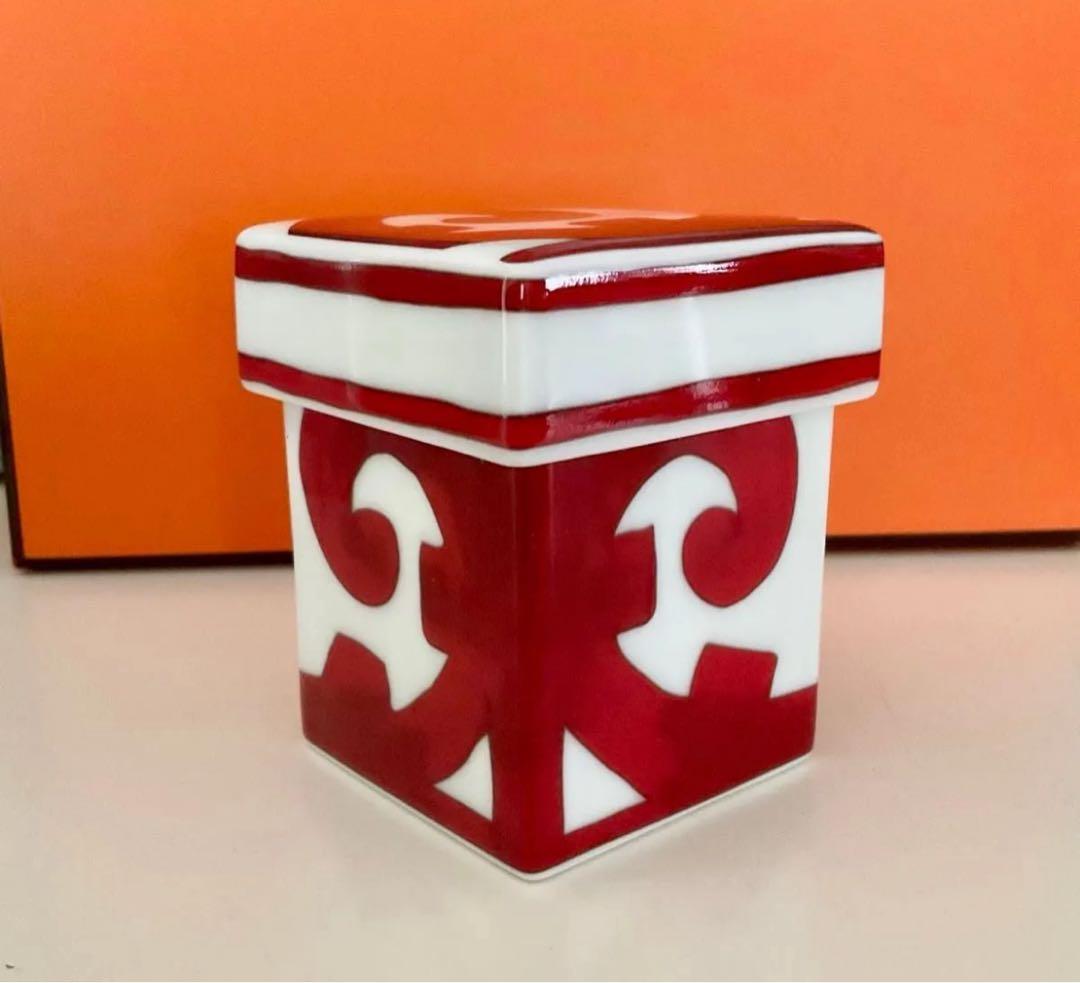 未使用品 エルメス スモールボックス 〈ガダルキヴィール〉